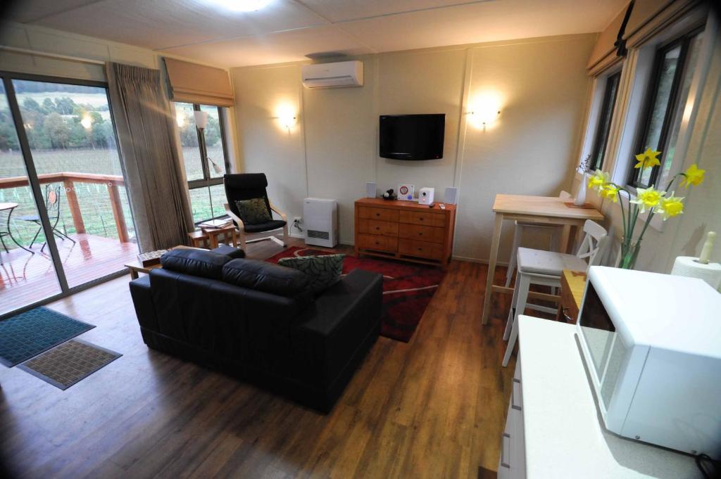 Gisborne Peak Winery Short Term Stays Room photo