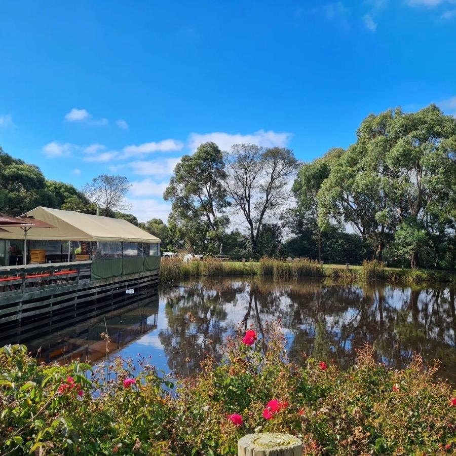 Gisborne Peak Winery Short Term Stays Exterior photo