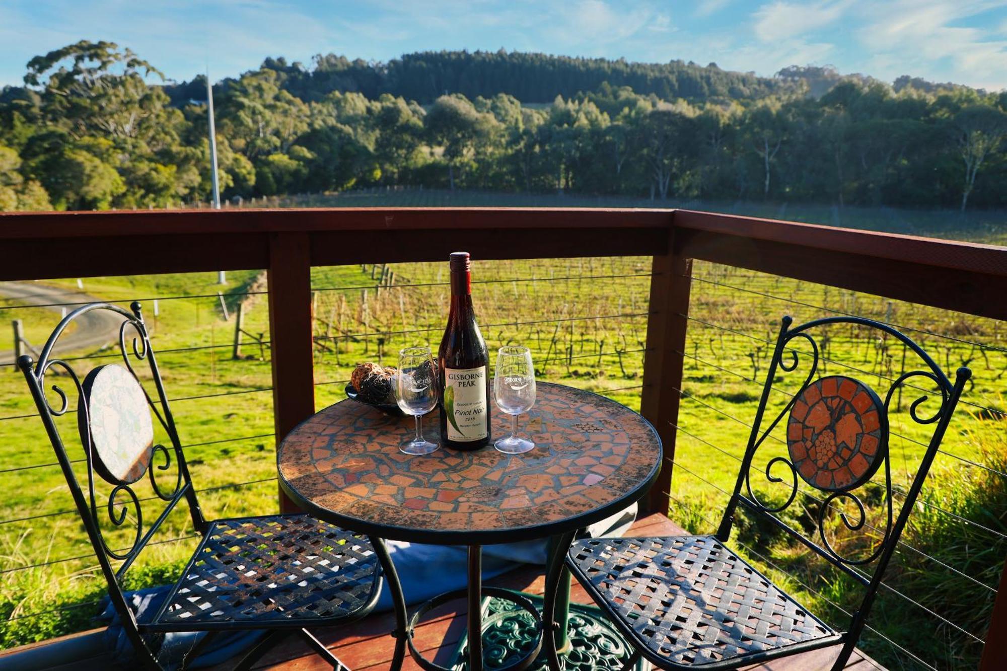 Gisborne Peak Winery Short Term Stays Exterior photo