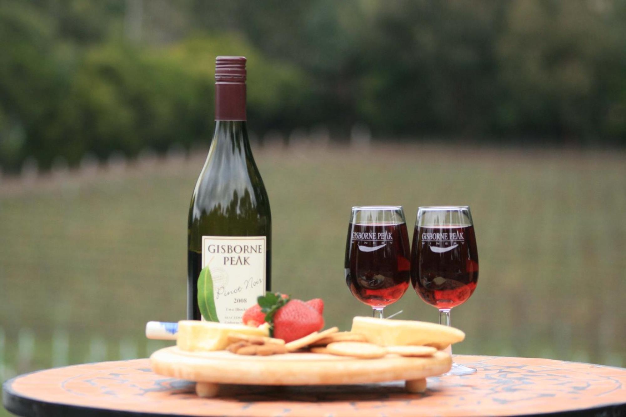 Gisborne Peak Winery Short Term Stays Exterior photo
